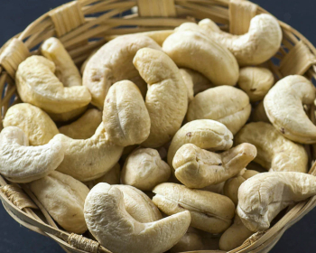 Raw Cashew Nuts / Kernels